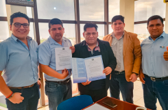 FIRMA DE CONVENIO INTERGUBERNATIVO PARA EL PROYECTO LA PLANTA PROCESADORA DE ALIMENTOS BALANCEADOS PALMAR PARA YAPACANÍ